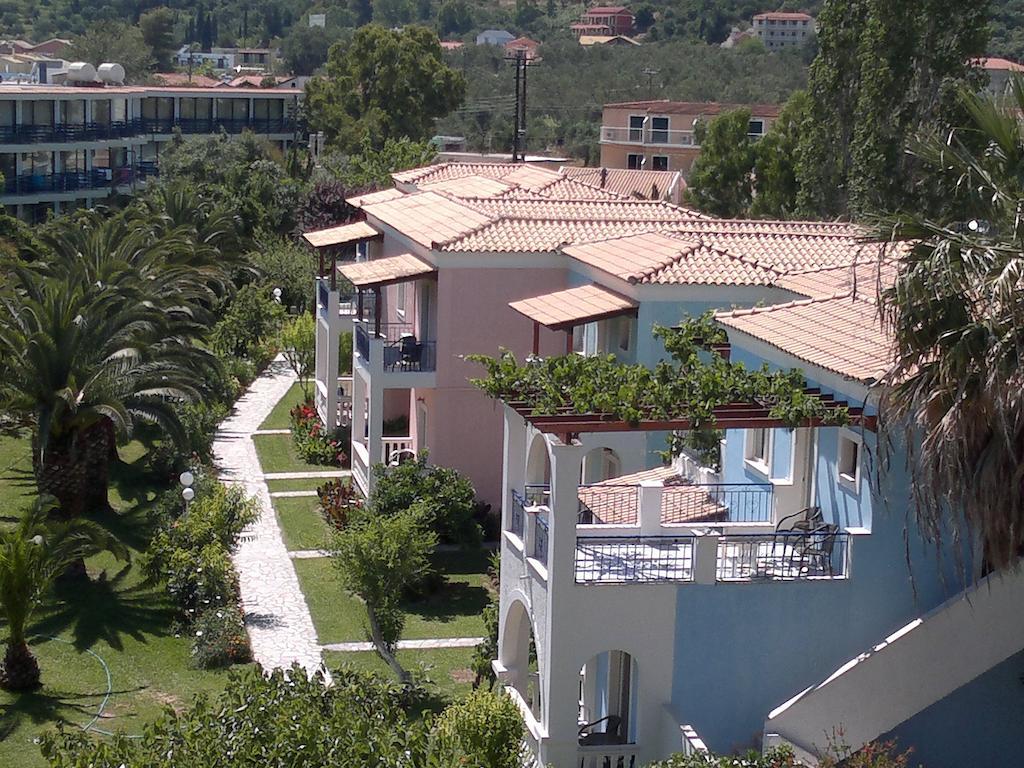 Three Stars Beach Hotel Мораитика Экстерьер фото